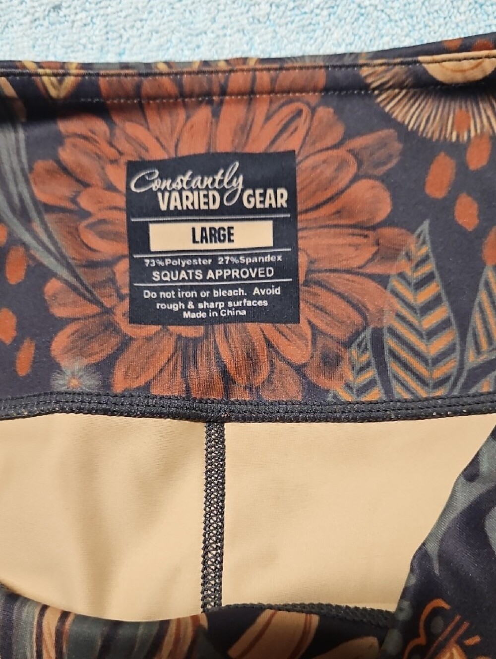 Constantly Varied Gear Floral-Pattern Capris in Brown and Black - Picture 2 of 4